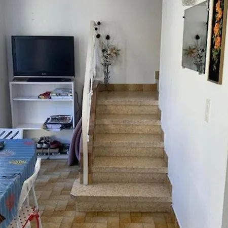 Duplex Confortable Avec Grande Terrasse, Climatisation Et Proche Des Thermes - Fr-1-703-114 * Amelie-les-Bains-Palalda